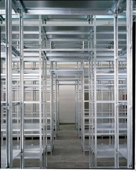 Picture of Storage shelves, galvanized,  capacity 80-180 kg